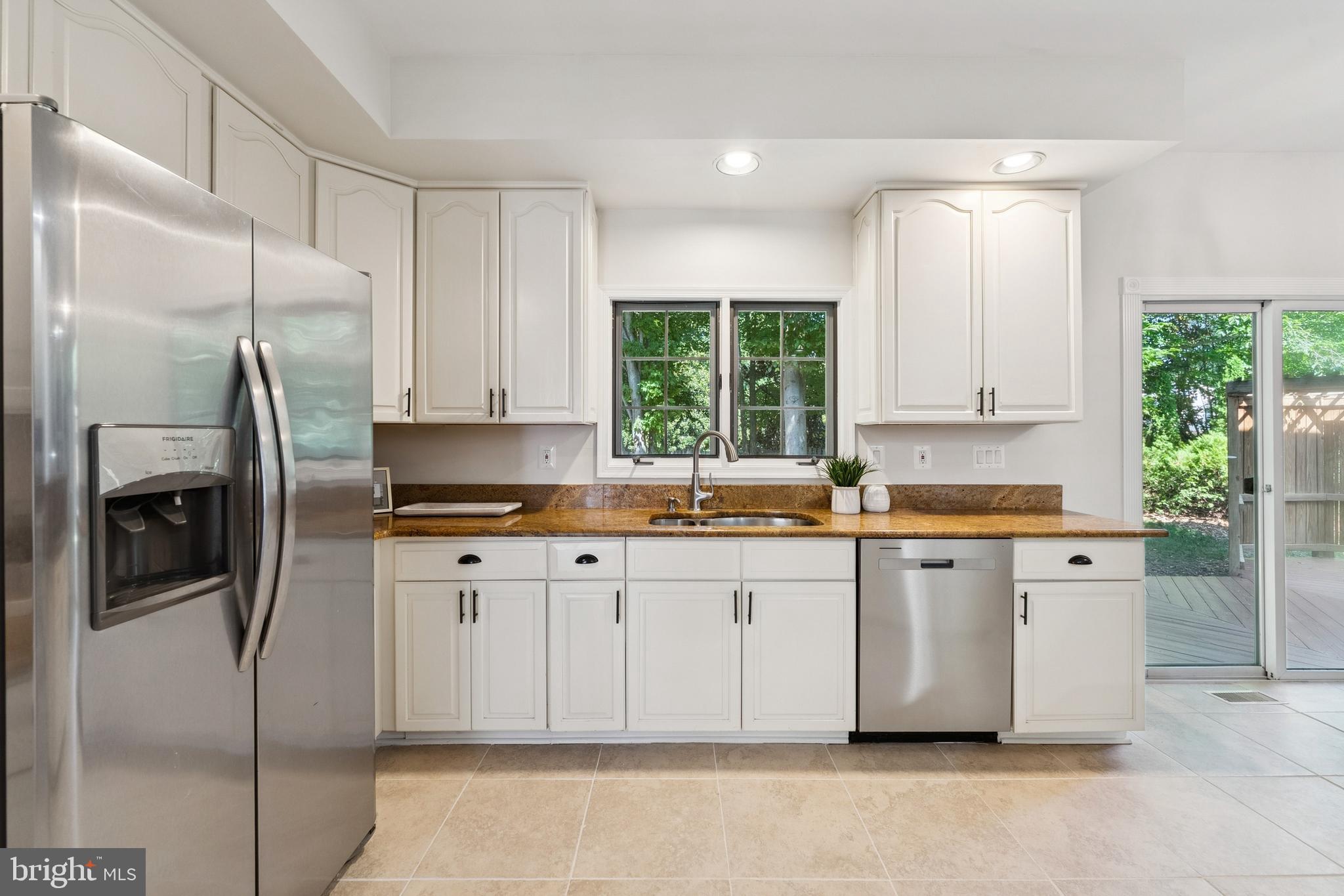 CROSSPOINTE - Residential Lease