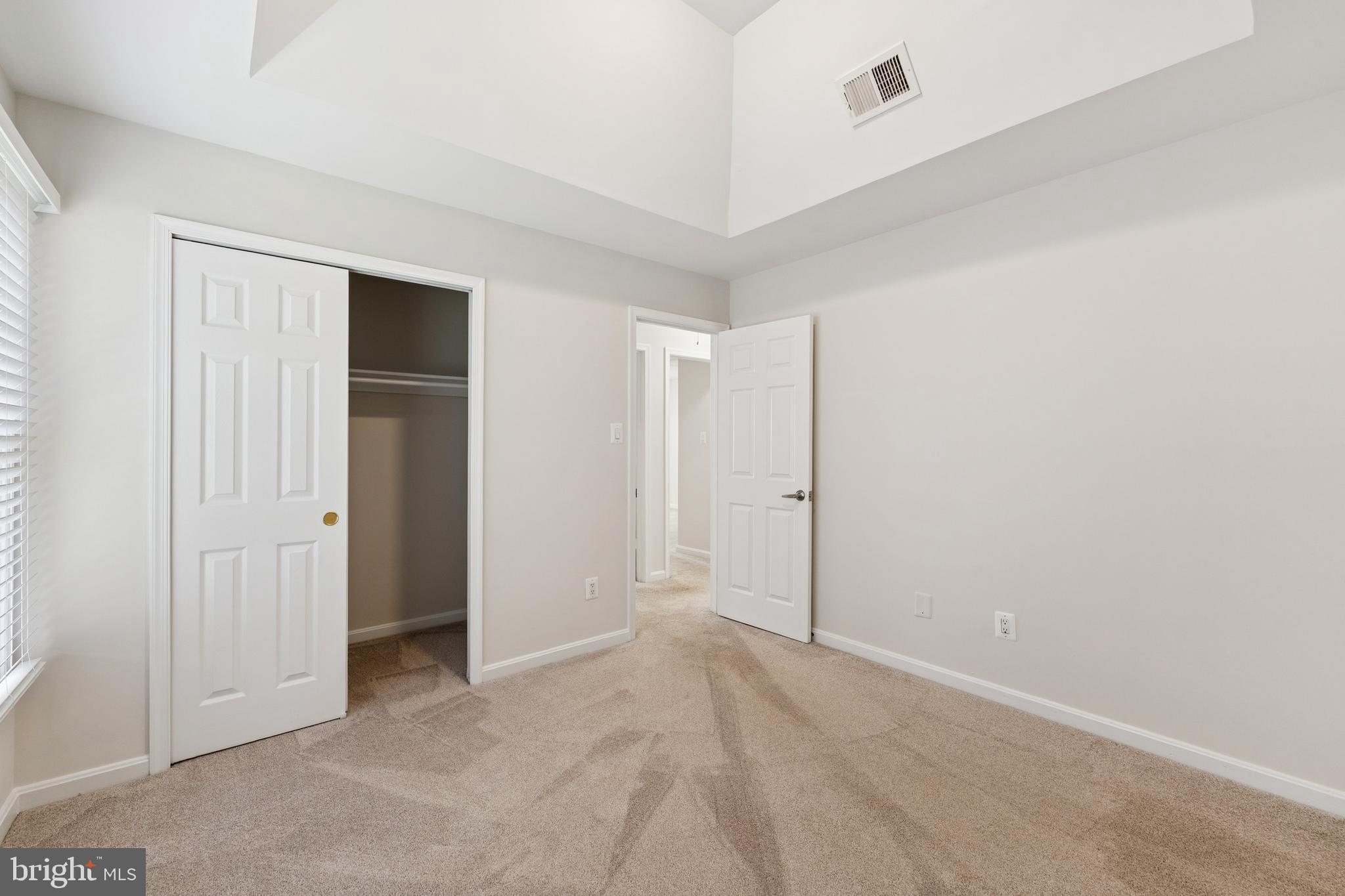 CROSSPOINTE - Residential Lease