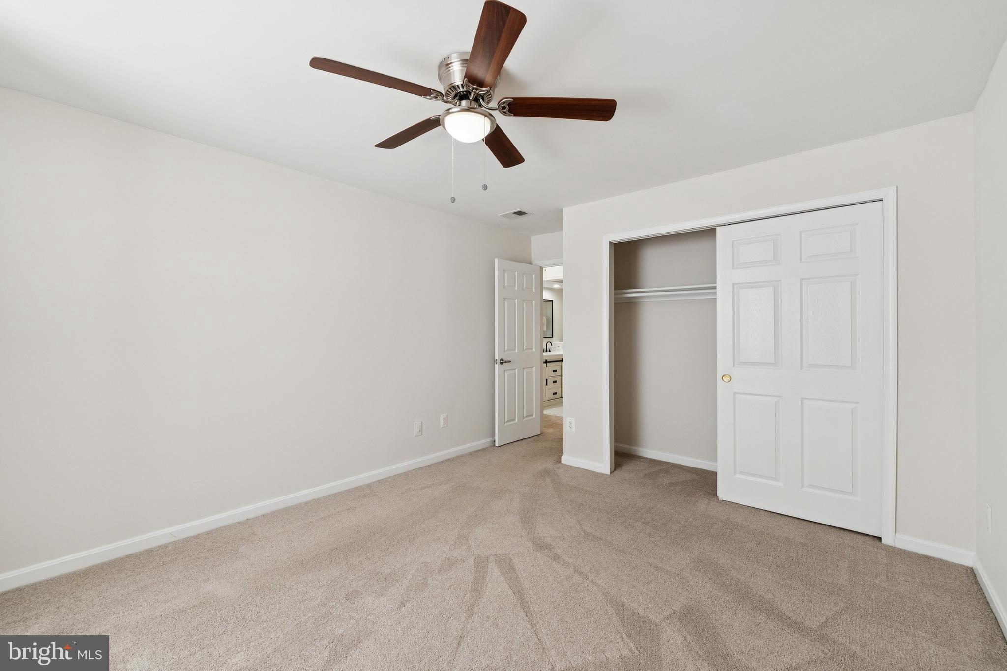 CROSSPOINTE - Residential Lease