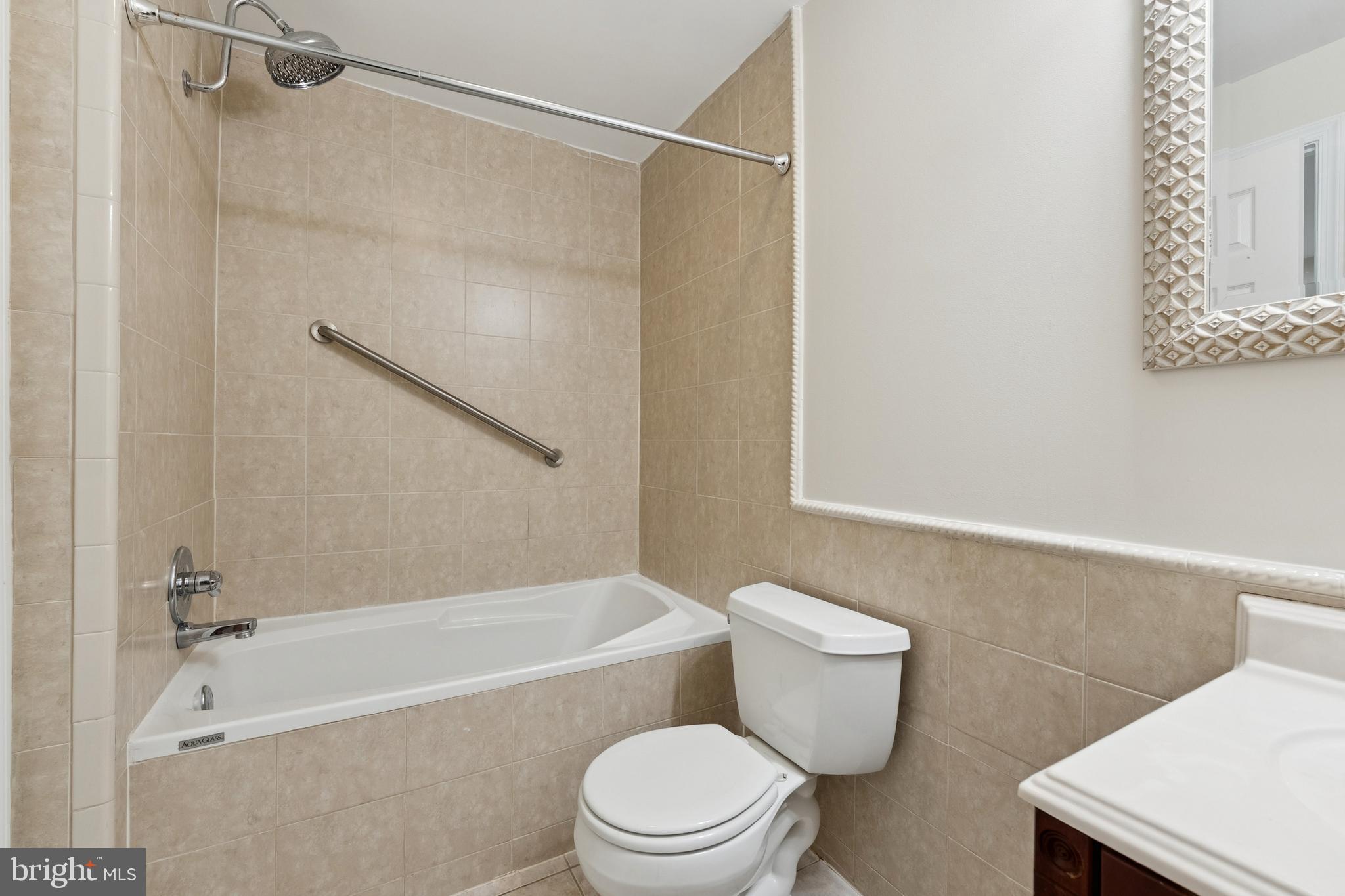 CROSSPOINTE - Residential Lease