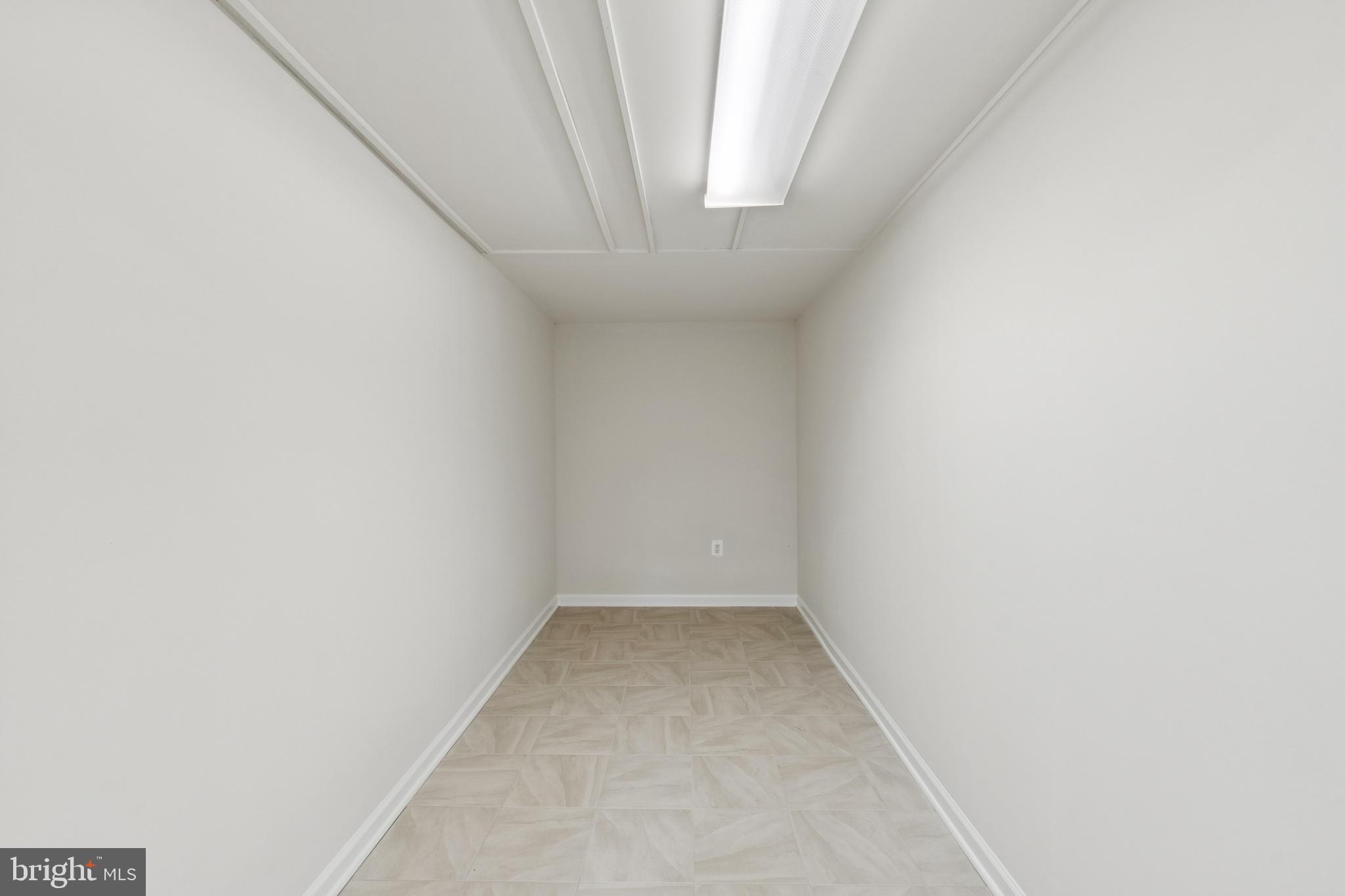 CROSSPOINTE - Residential Lease