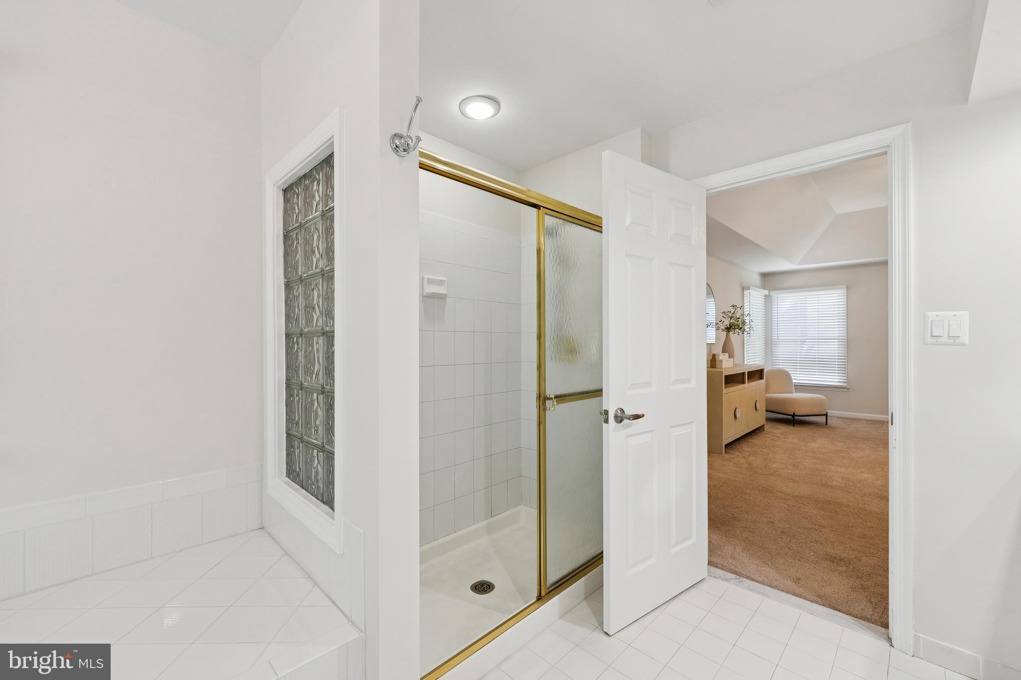 CROSSPOINTE - Residential Lease