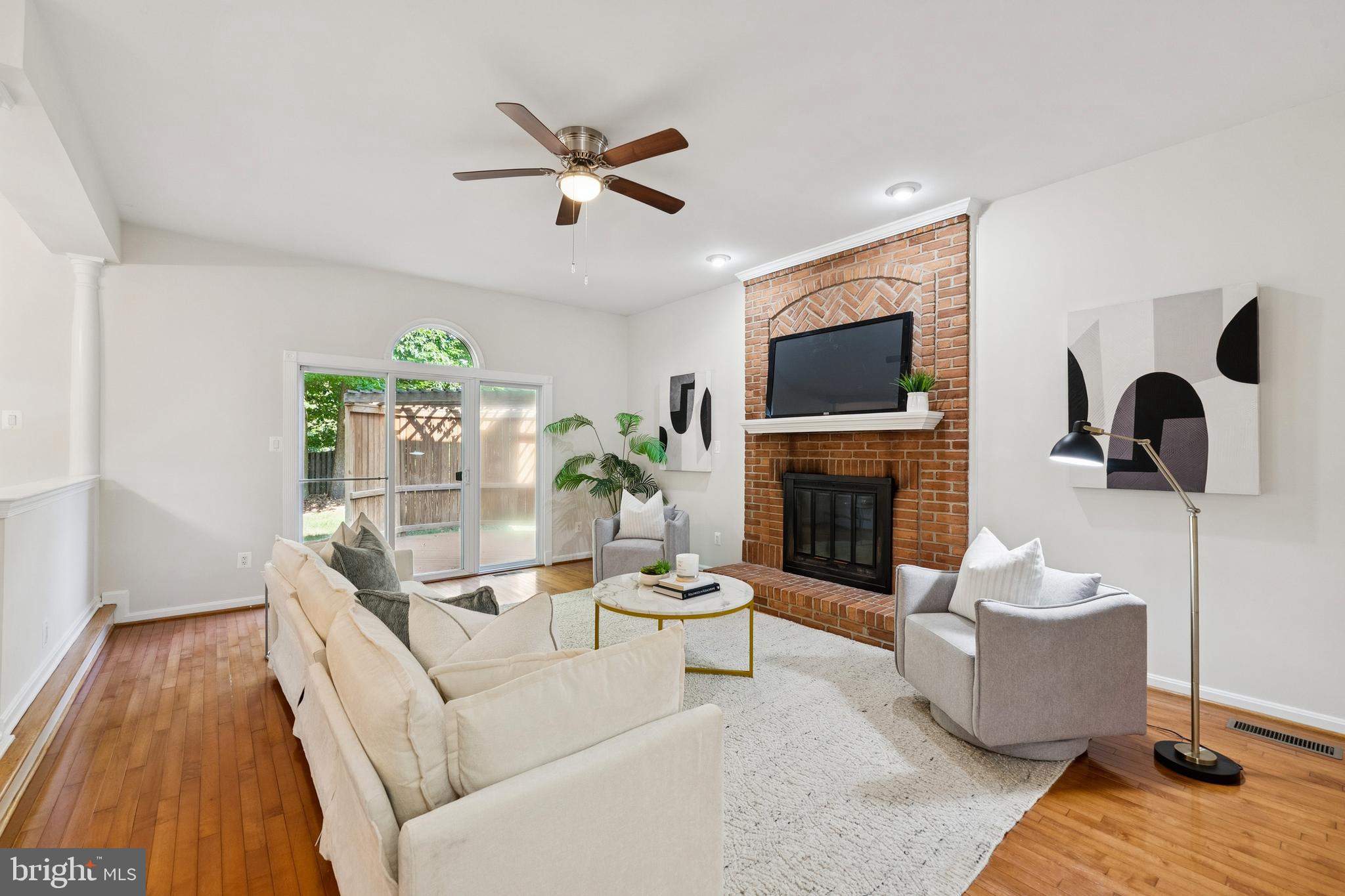 CROSSPOINTE - Residential Lease