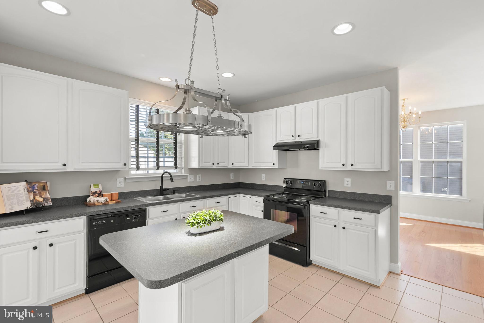 FIELDSTONE - Residential Lease