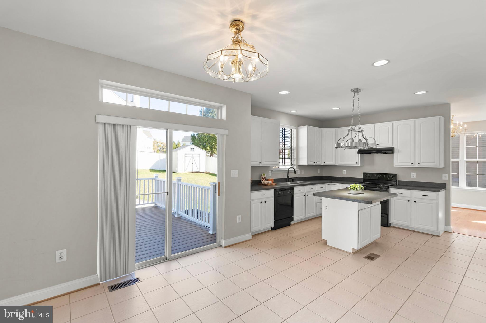 FIELDSTONE - Residential Lease