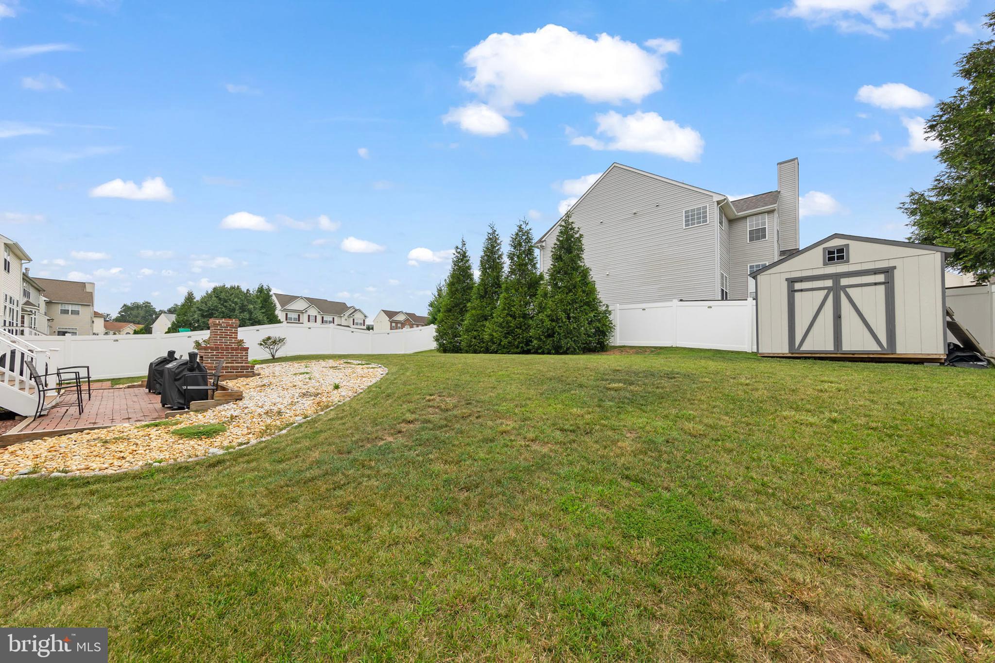 FIELDSTONE - Residential Lease