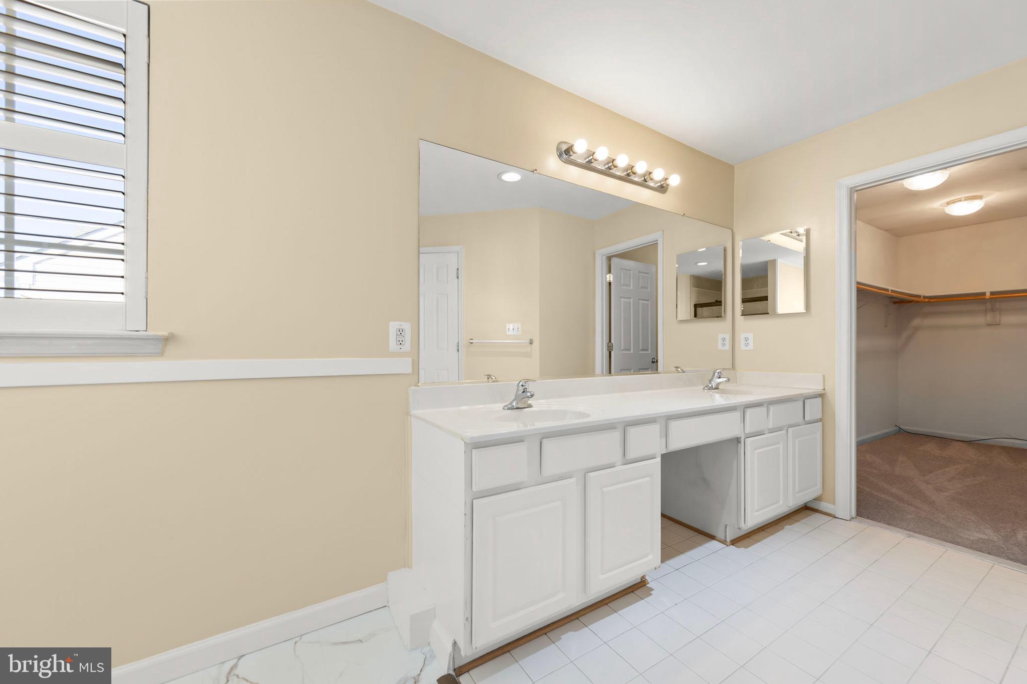 FIELDSTONE - Residential Lease