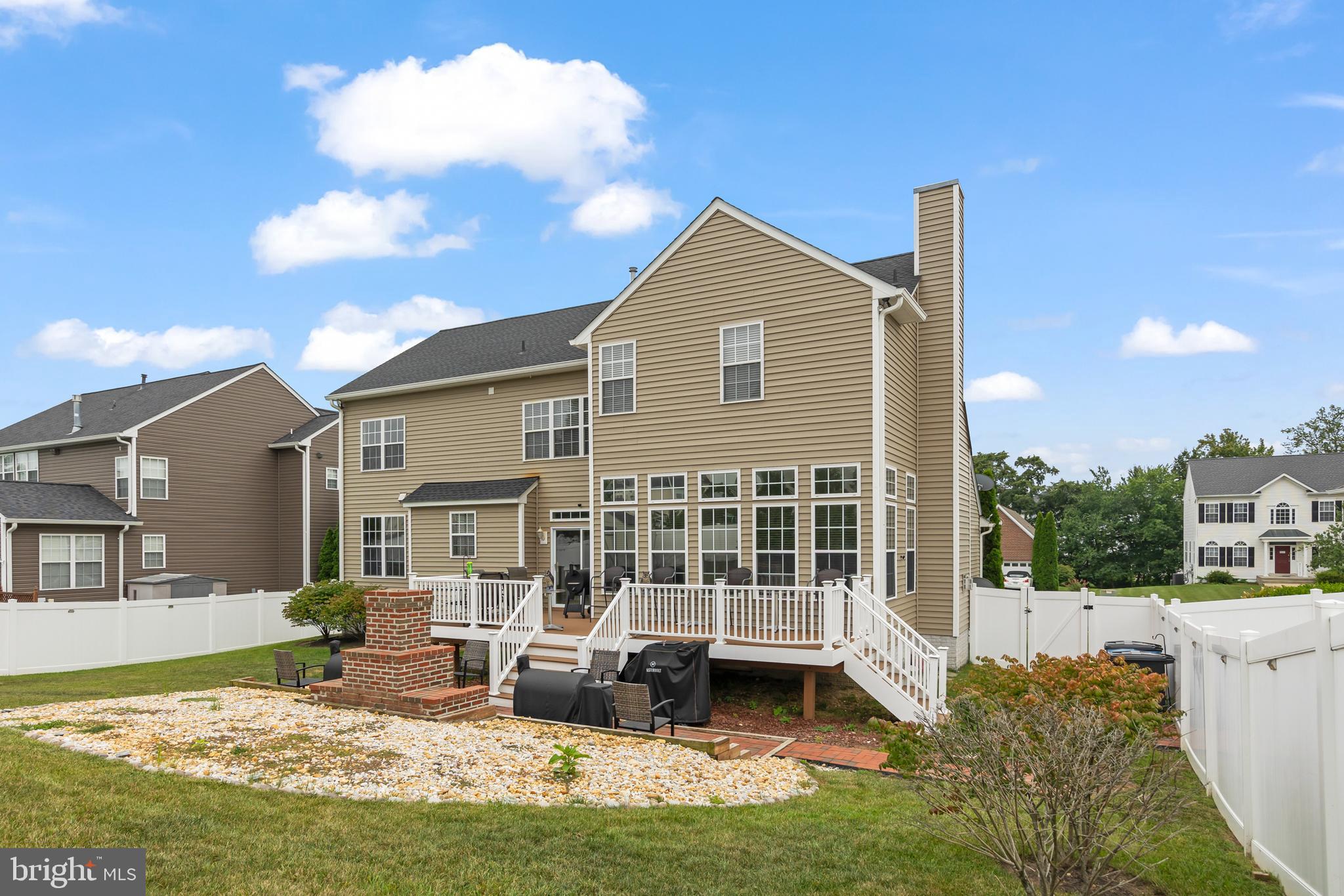 FIELDSTONE - Residential Lease