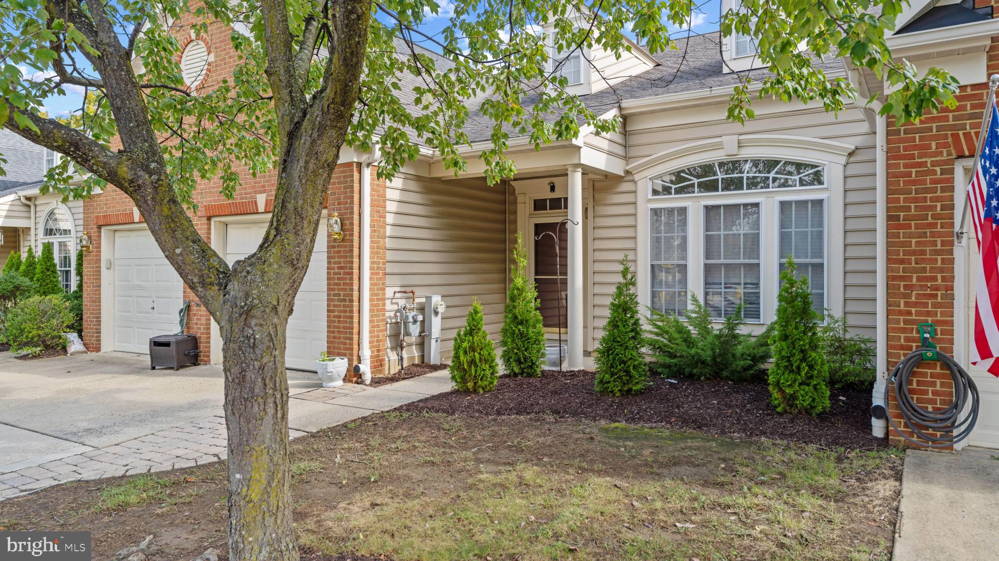 334 HAMLET CIRCLE