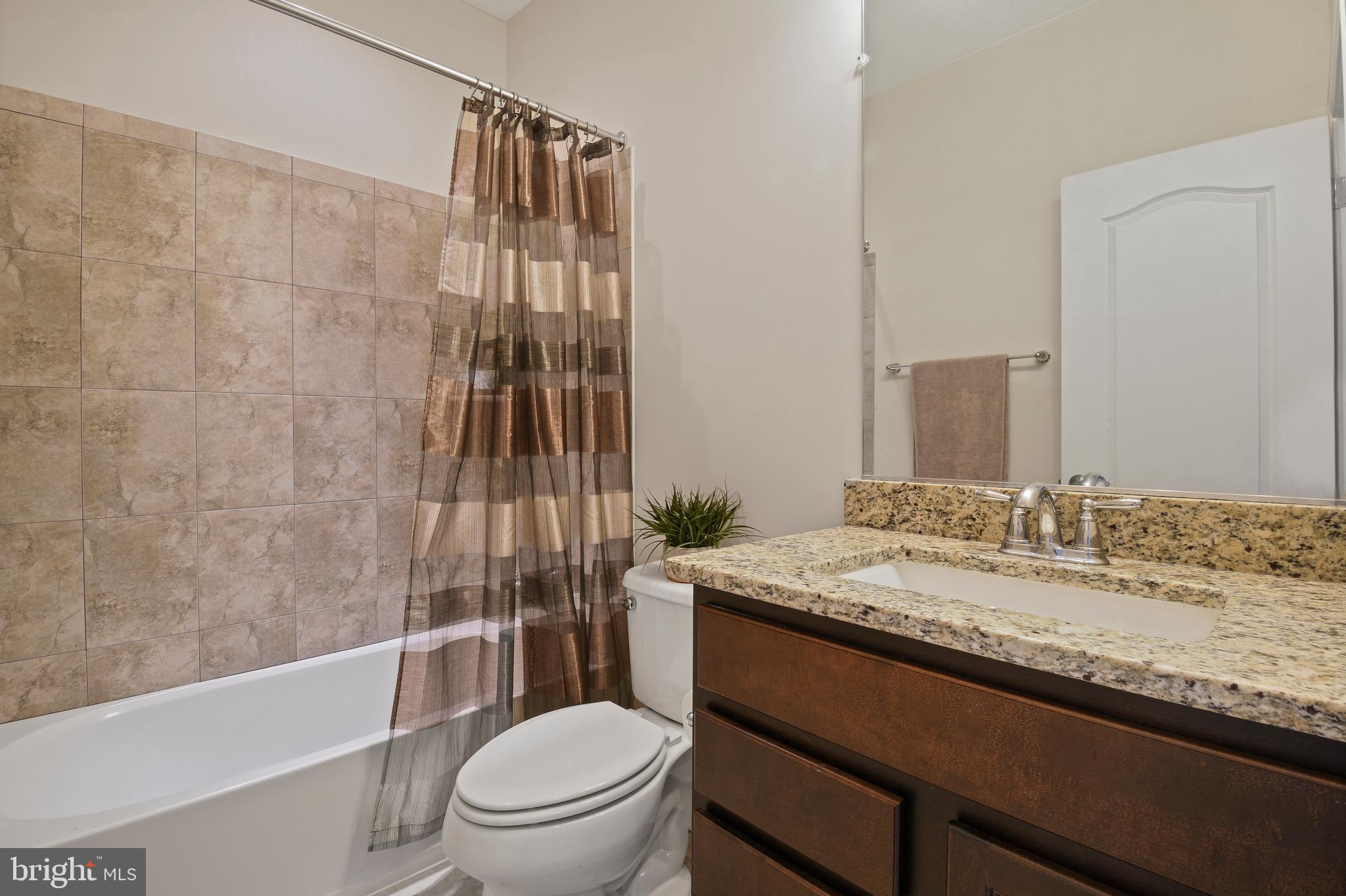 MAXWELL SQUARE - Residential