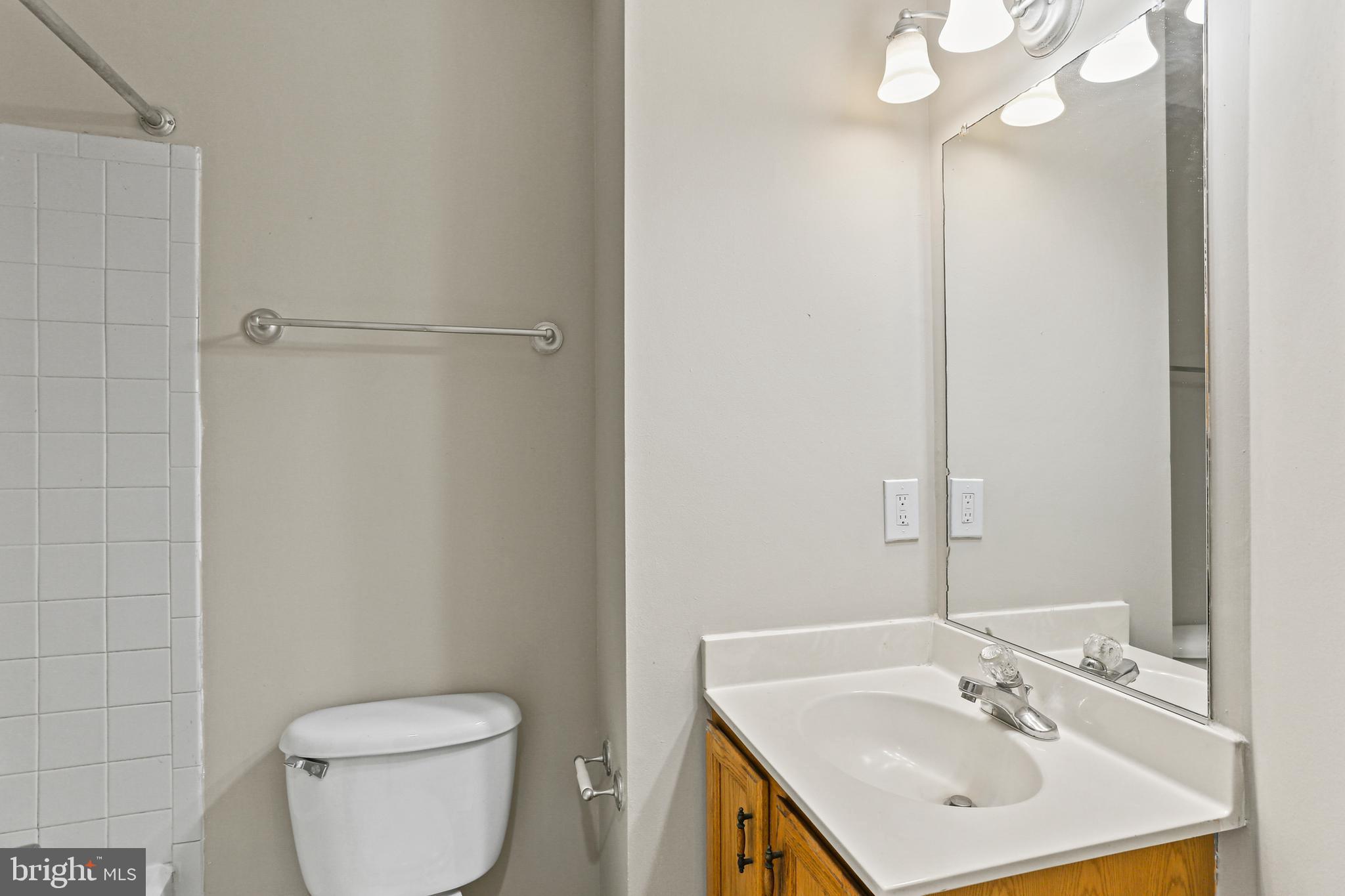 KINGS GRANT - Residential