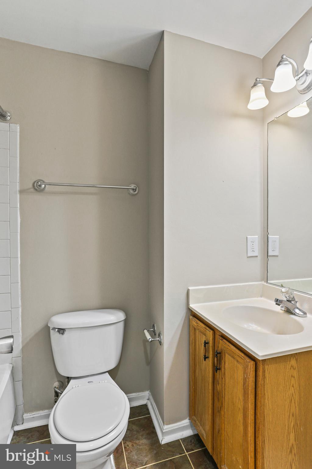 KINGS GRANT - Residential