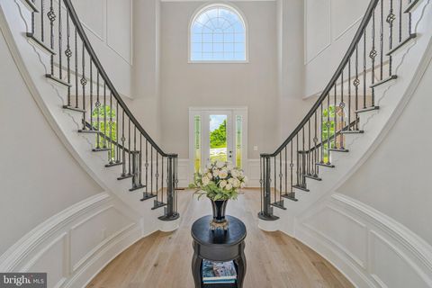 14785 BANKFIELD DRIVE WATERFORD VA 20197