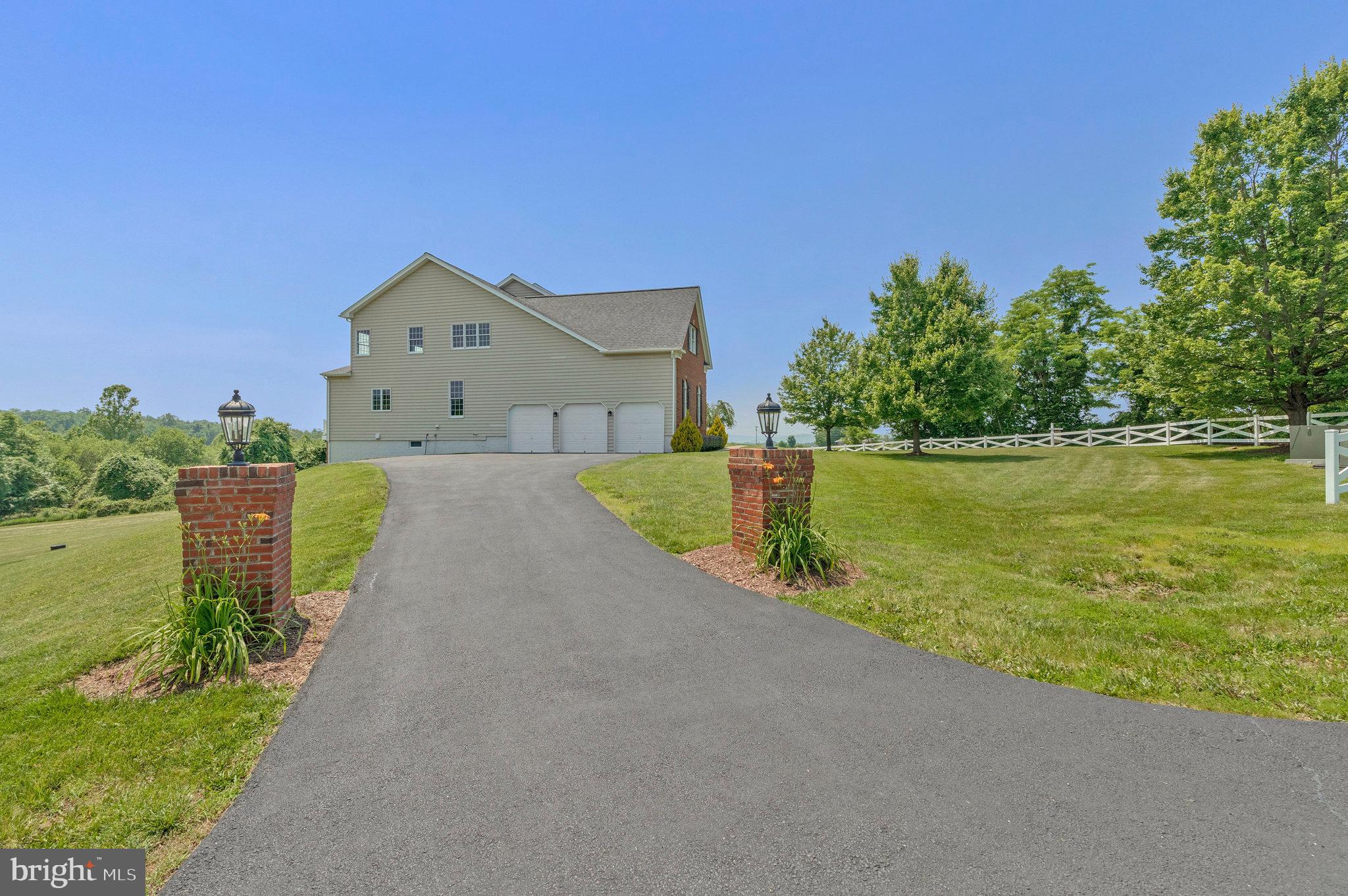 14785 BANKFIELD DRIVE