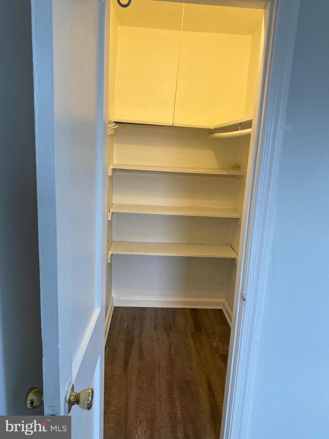 HAMPTON - Residential Lease