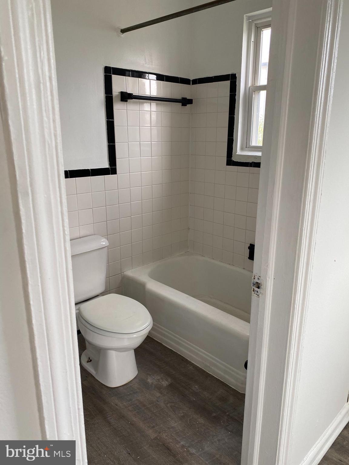 HAMPTON - Residential Lease