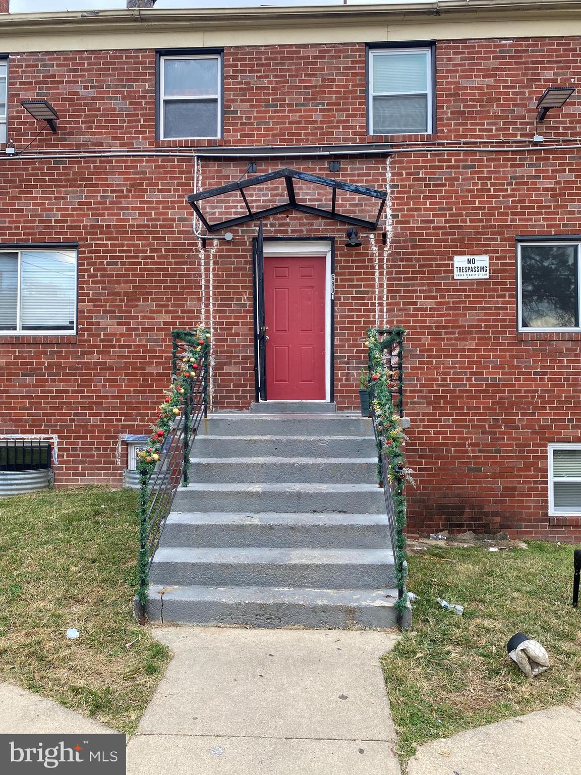 HAMPTON - Residential Lease