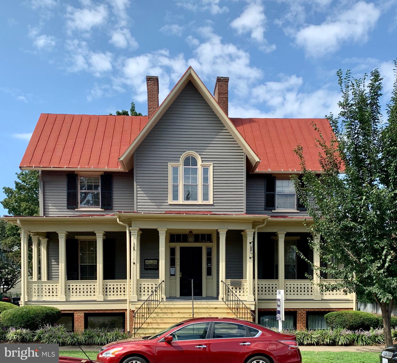 DOWNTOWN FREDERICKSBURG - Residential Lease