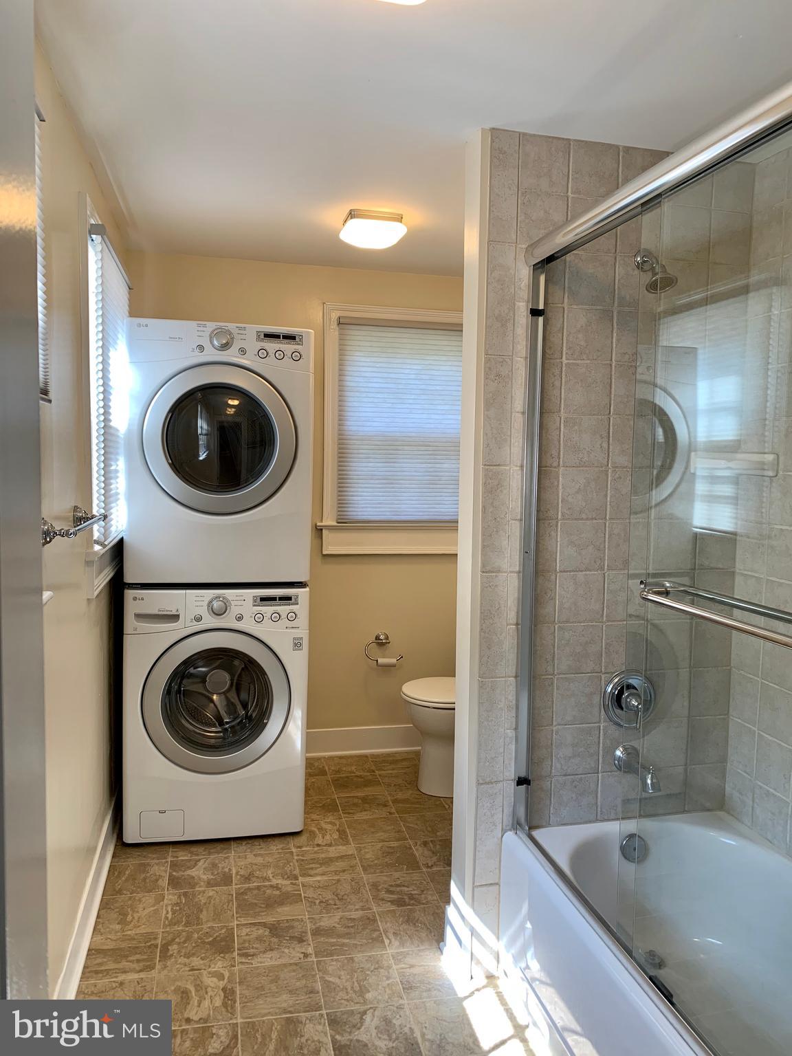 DOWNTOWN FREDERICKSBURG - Residential Lease