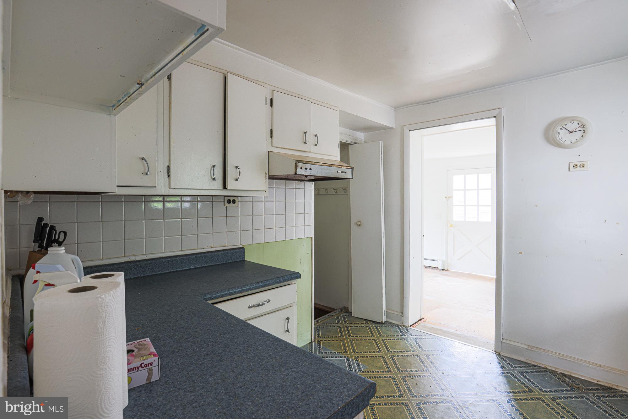 ROCKLEIGH COURT - Residential