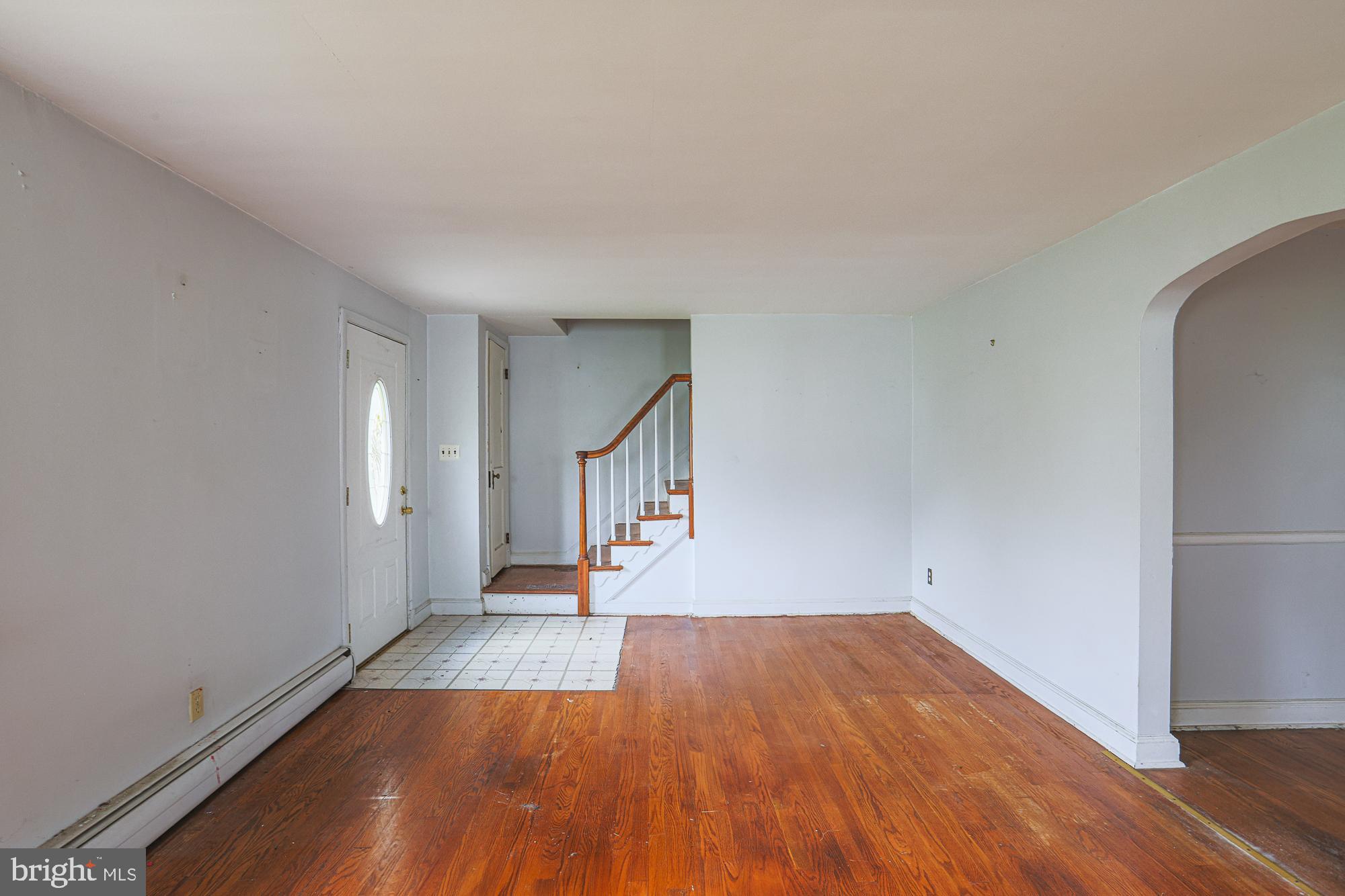 ROCKLEIGH COURT - Residential