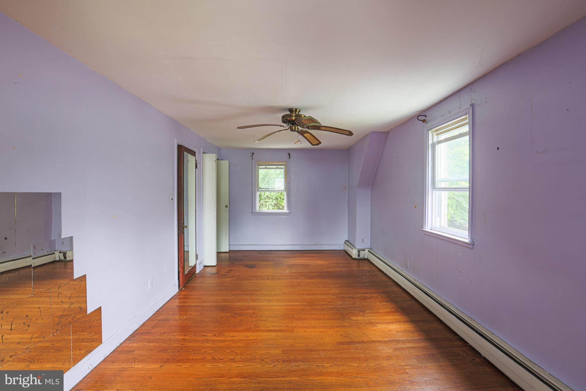 ROCKLEIGH COURT - Residential