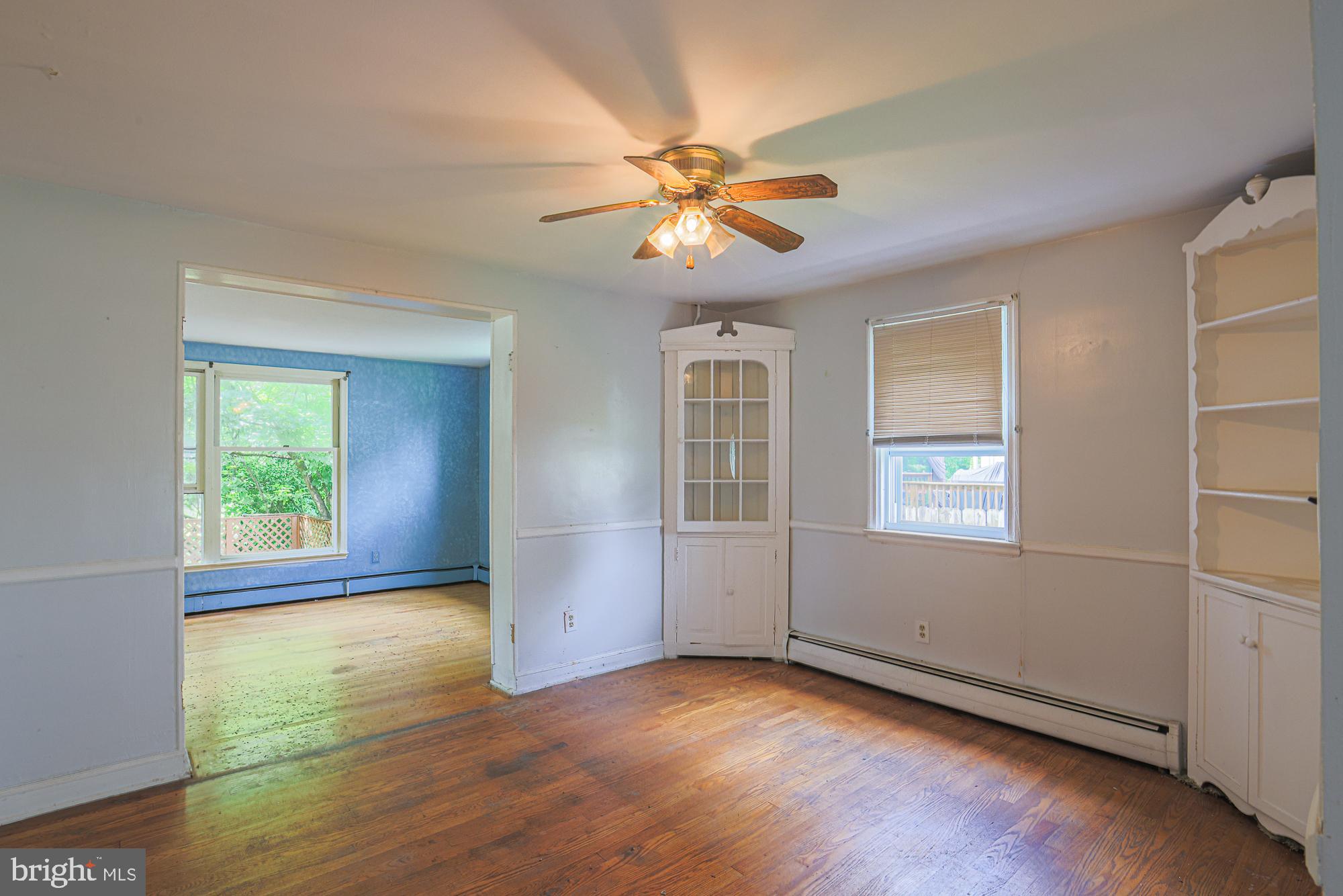 ROCKLEIGH COURT - Residential