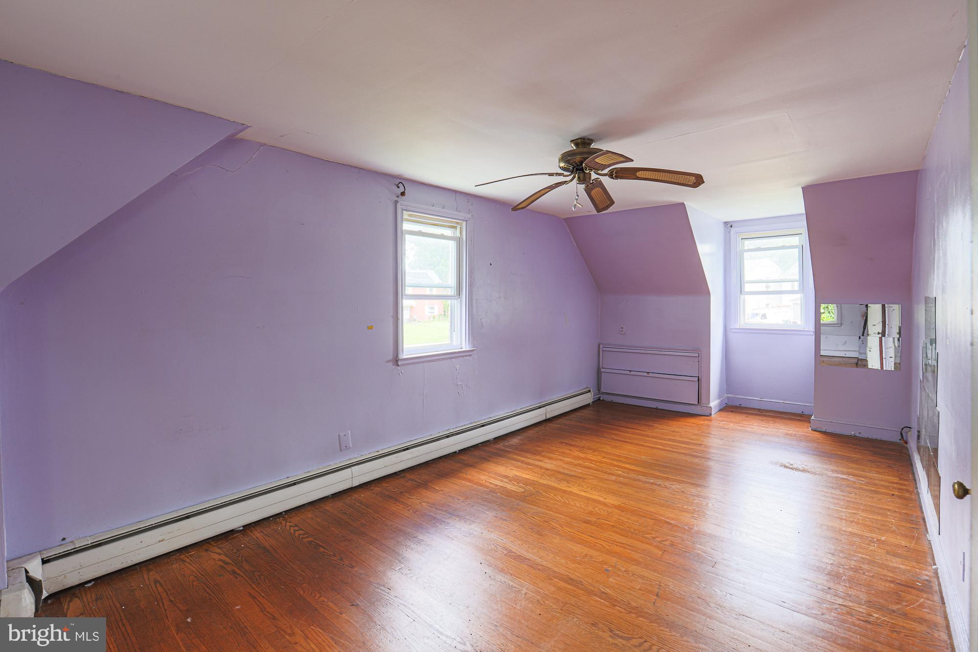 ROCKLEIGH COURT - Residential