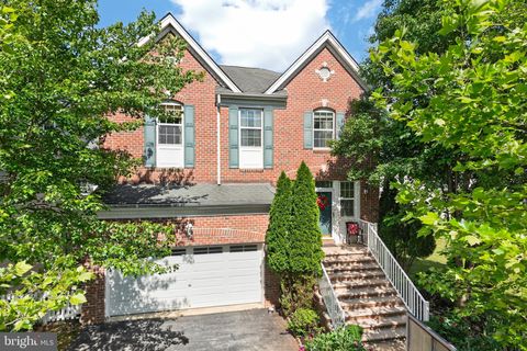 Townhouse For Sale - 328 Dartmouth Road<br/> CHESTER SPRINGS, PA 19425