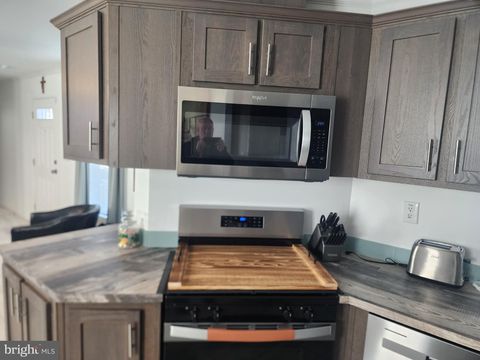 Tiny photo for 165 W Ridge Pike #272, ROYERSFORD, PA 19468 (MLS # PAMC2161238)