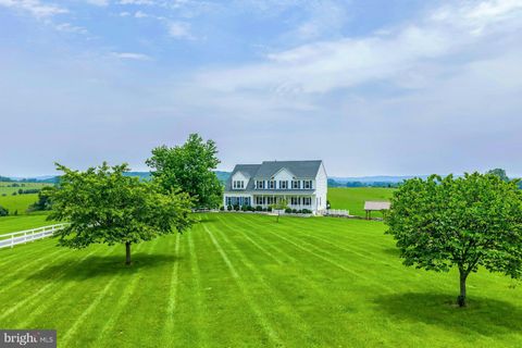 39351 RICKARD ROAD LOVETTSVILLE VA 20180