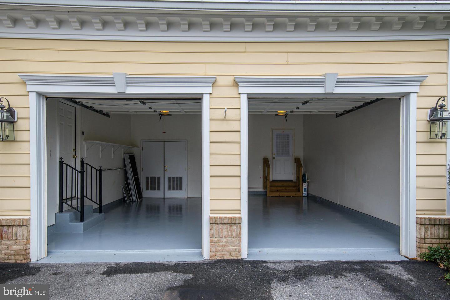 CHEVY CHASE COMMONS - Residential