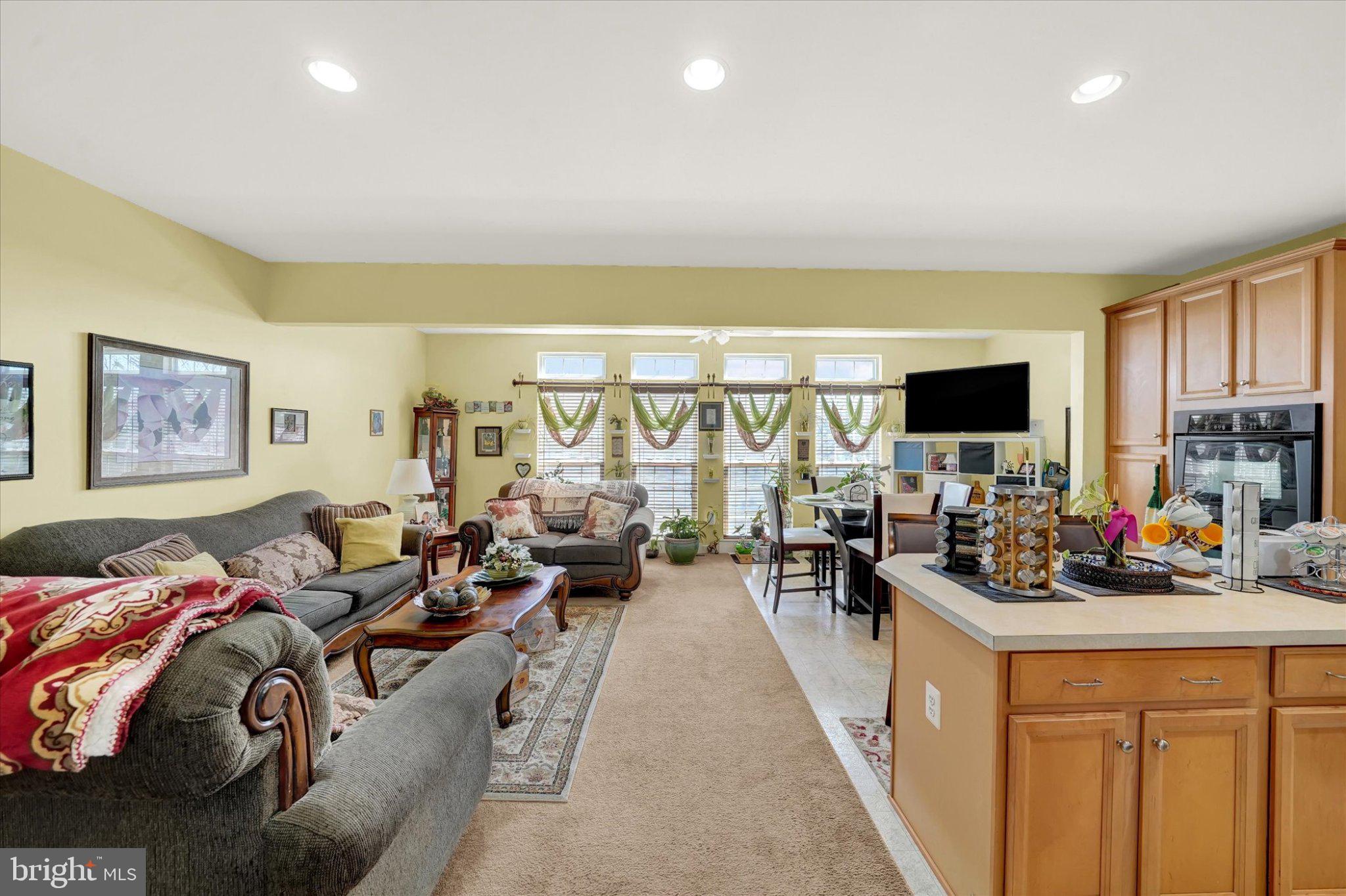 MERIDIAN CROSSING - Residential