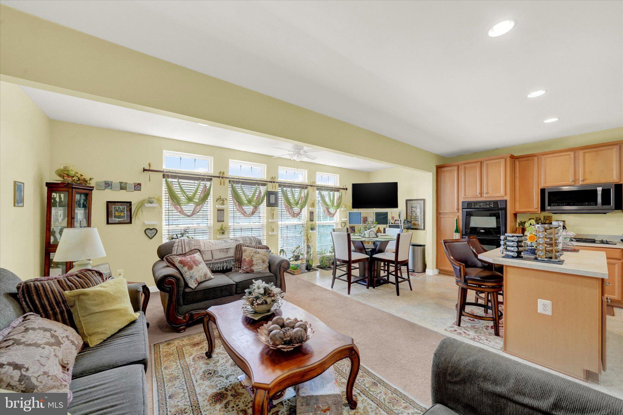 MERIDIAN CROSSING - Residential