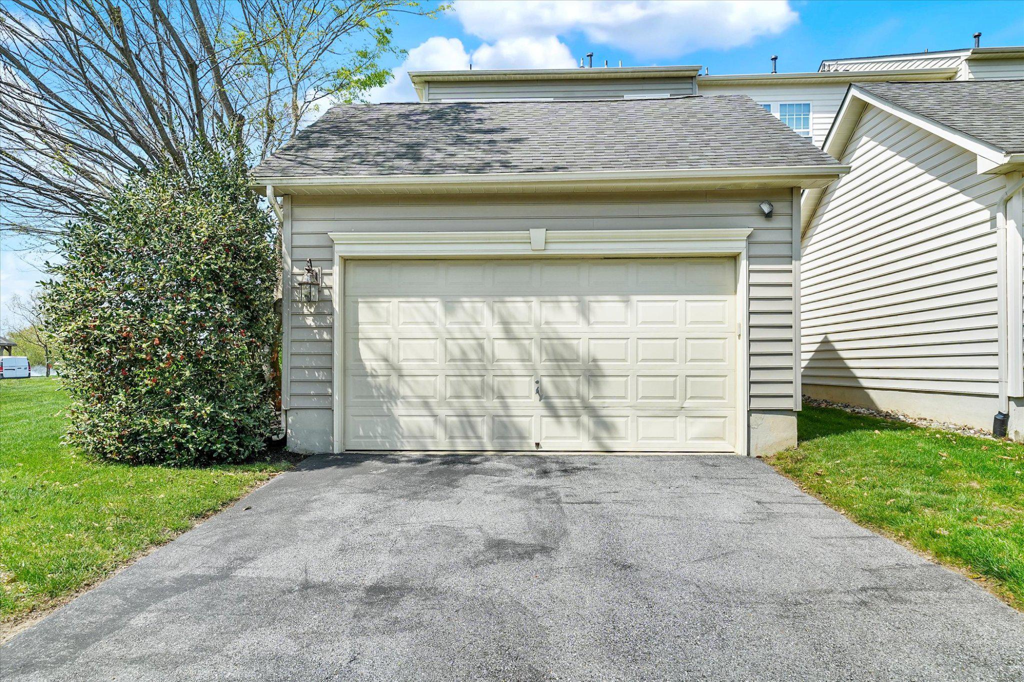 MERIDIAN CROSSING - Residential