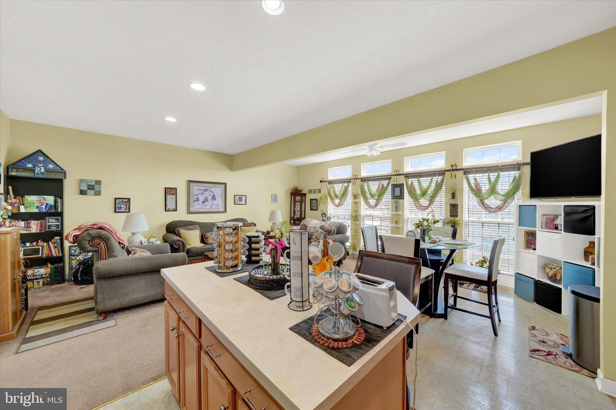 MERIDIAN CROSSING - Residential