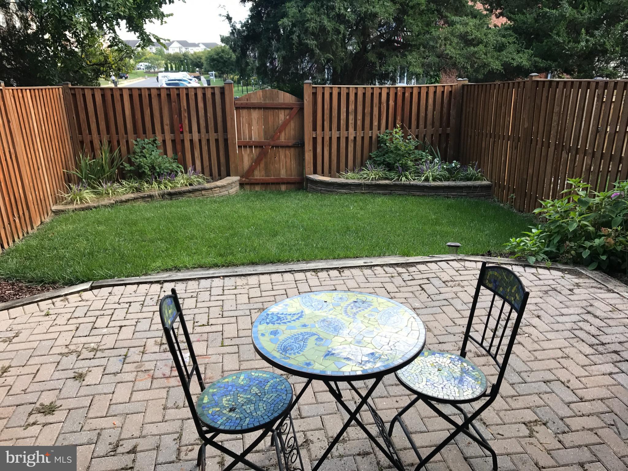 SYCAMORE HILL - Residential