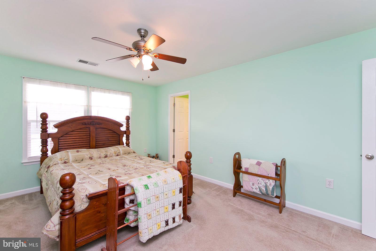 LAKELAND PLACE - Residential