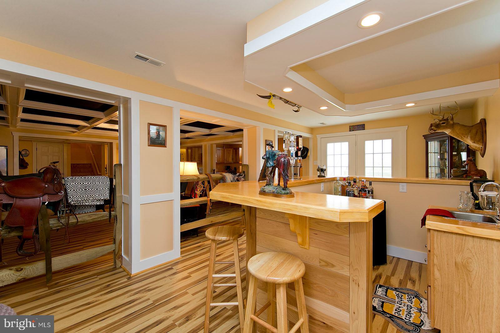 LAKELAND PLACE - Residential