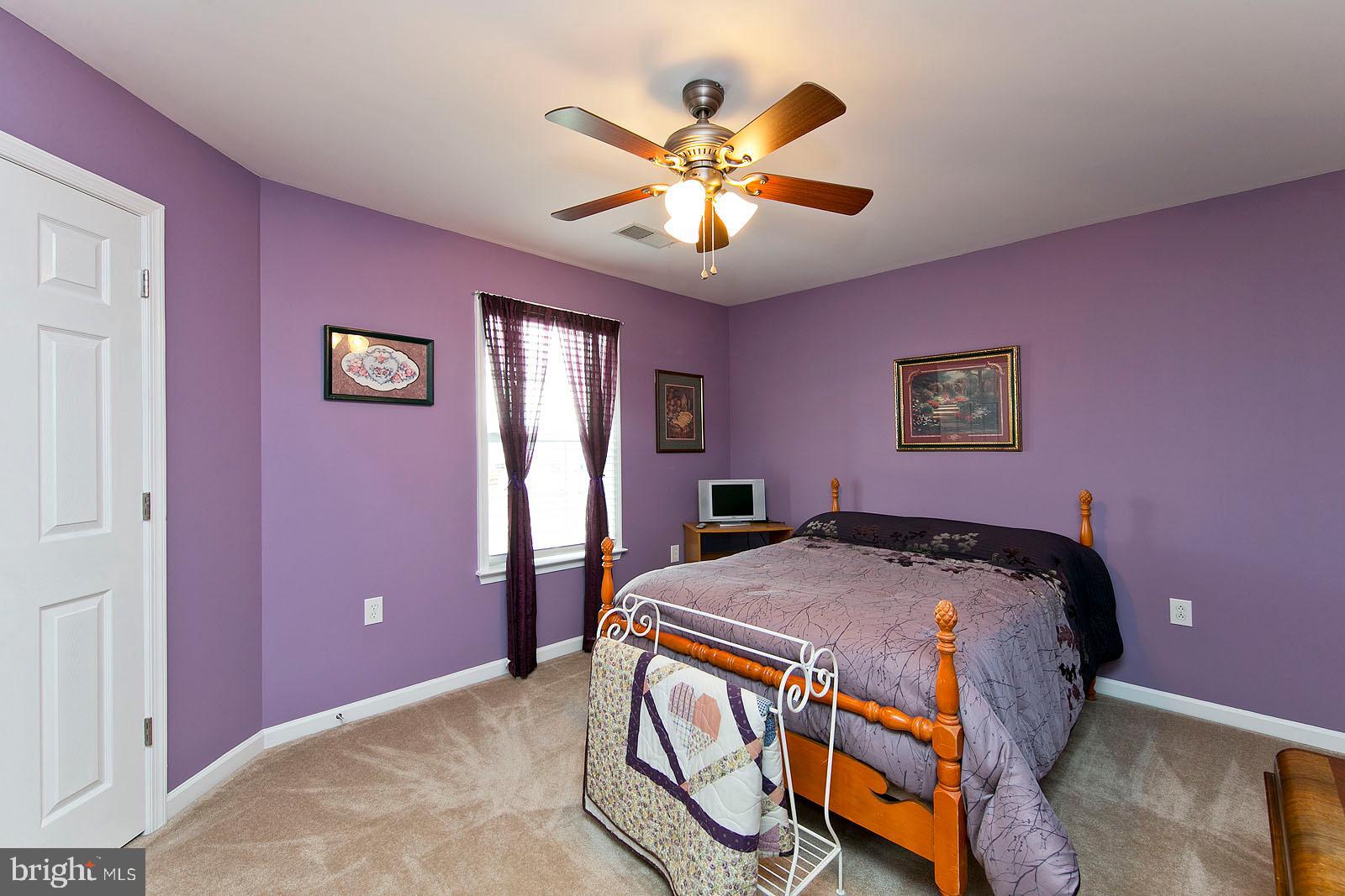 LAKELAND PLACE - Residential