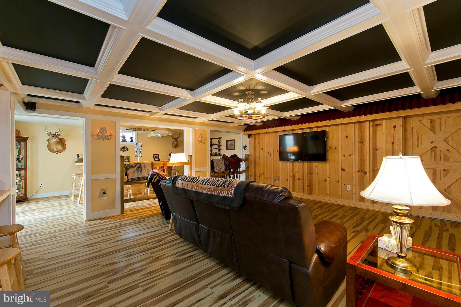 LAKELAND PLACE - Residential