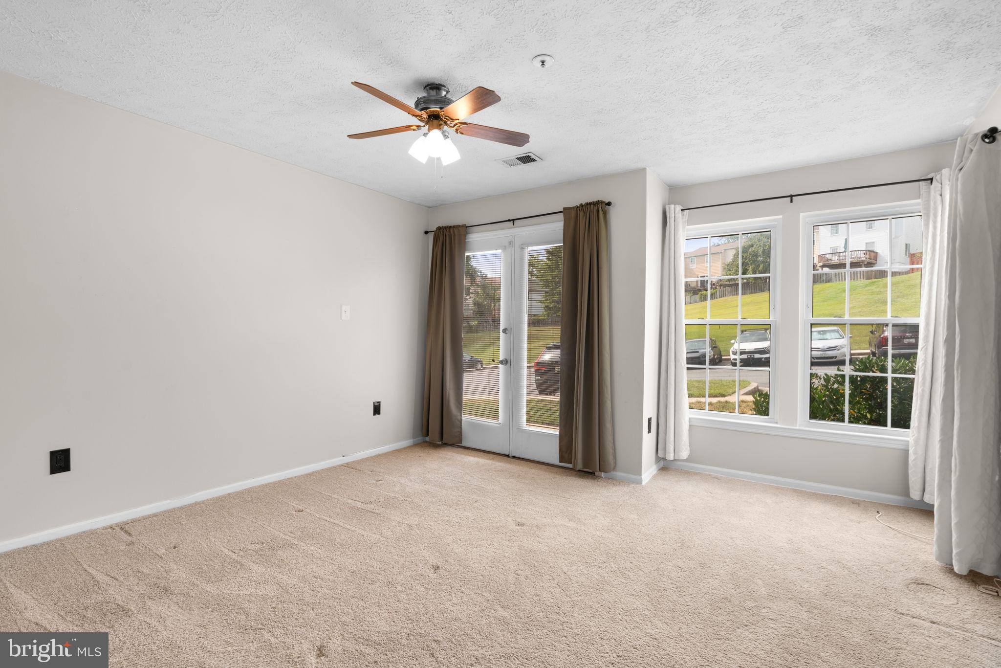 ROCKBURN COMMONS - Residential