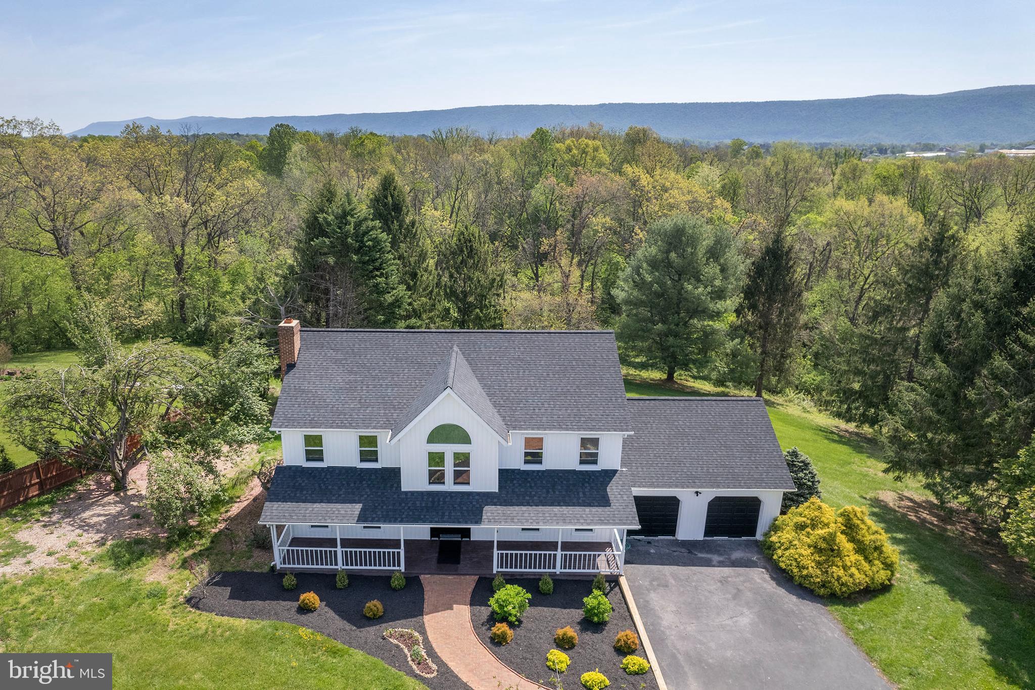 405 SPRING HOLLOW ROAD