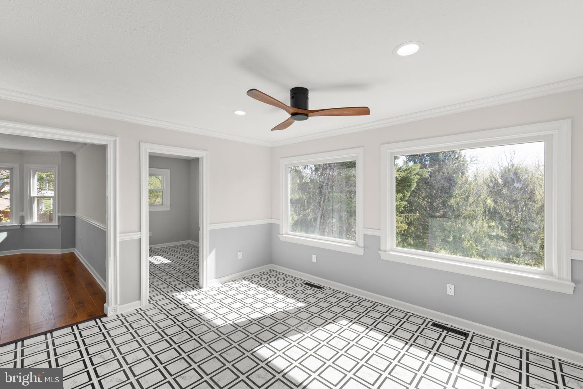 SPRING HOLLOW ESTATES - Residential