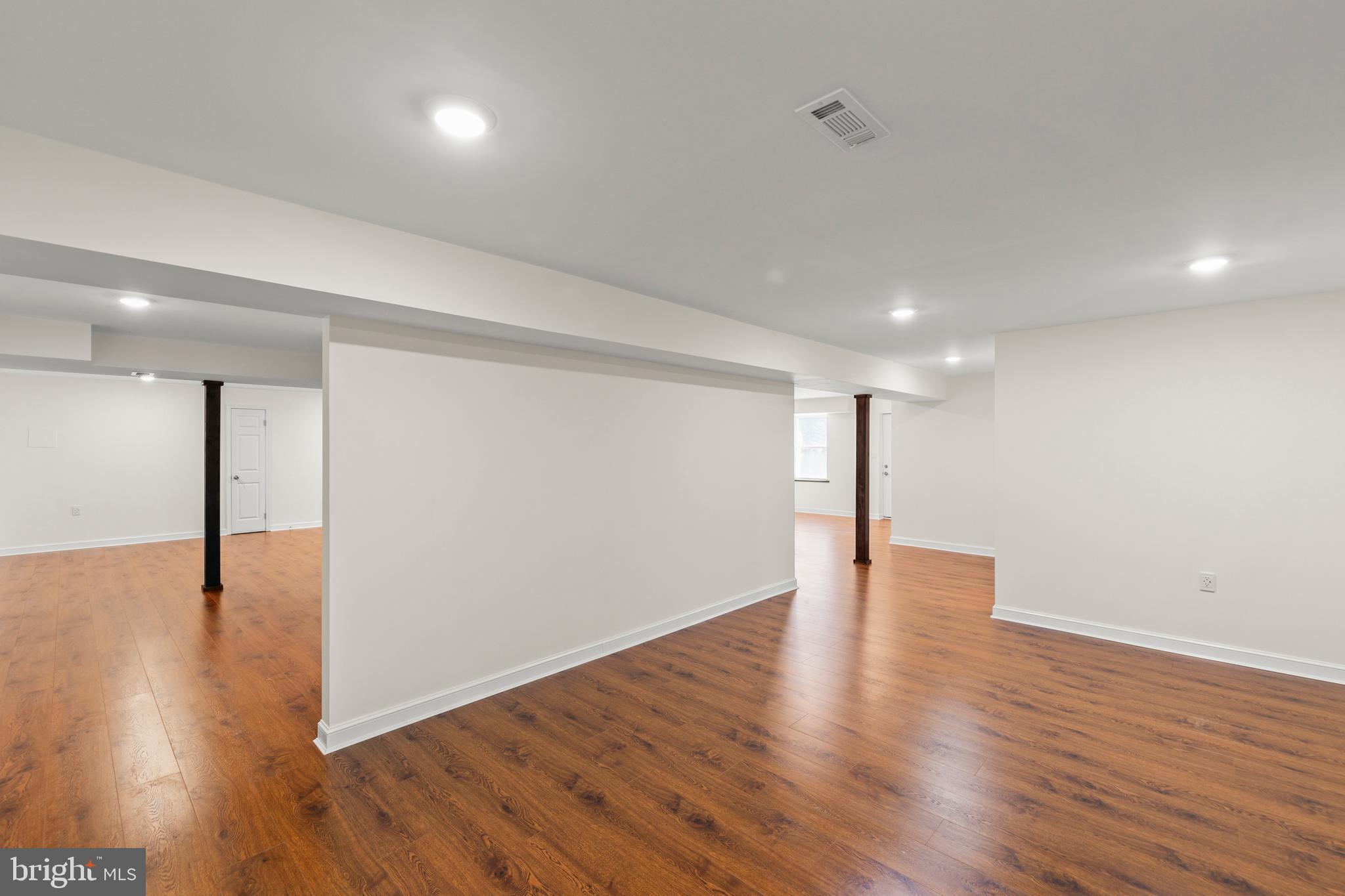 SPRING HOLLOW ESTATES - Residential