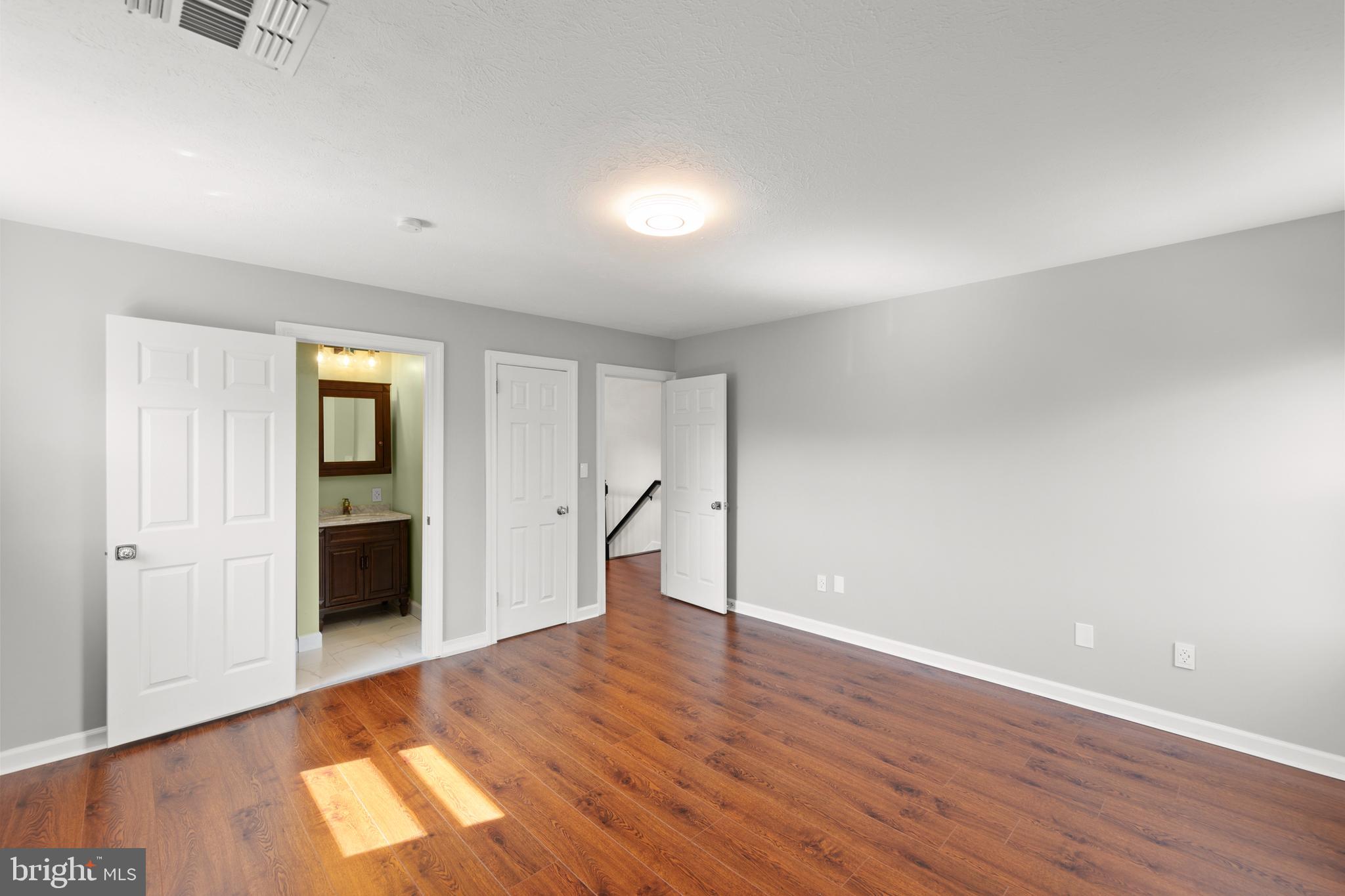 SPRING HOLLOW ESTATES - Residential