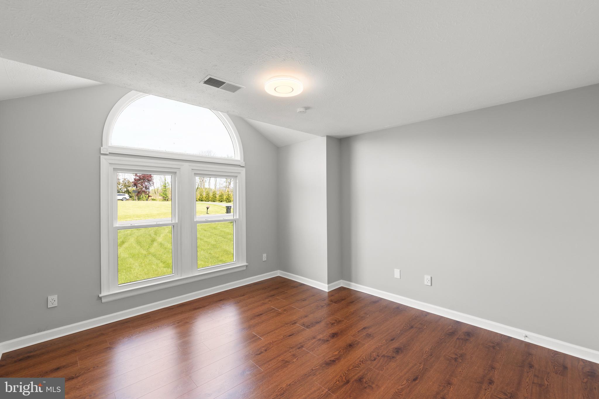 SPRING HOLLOW ESTATES - Residential