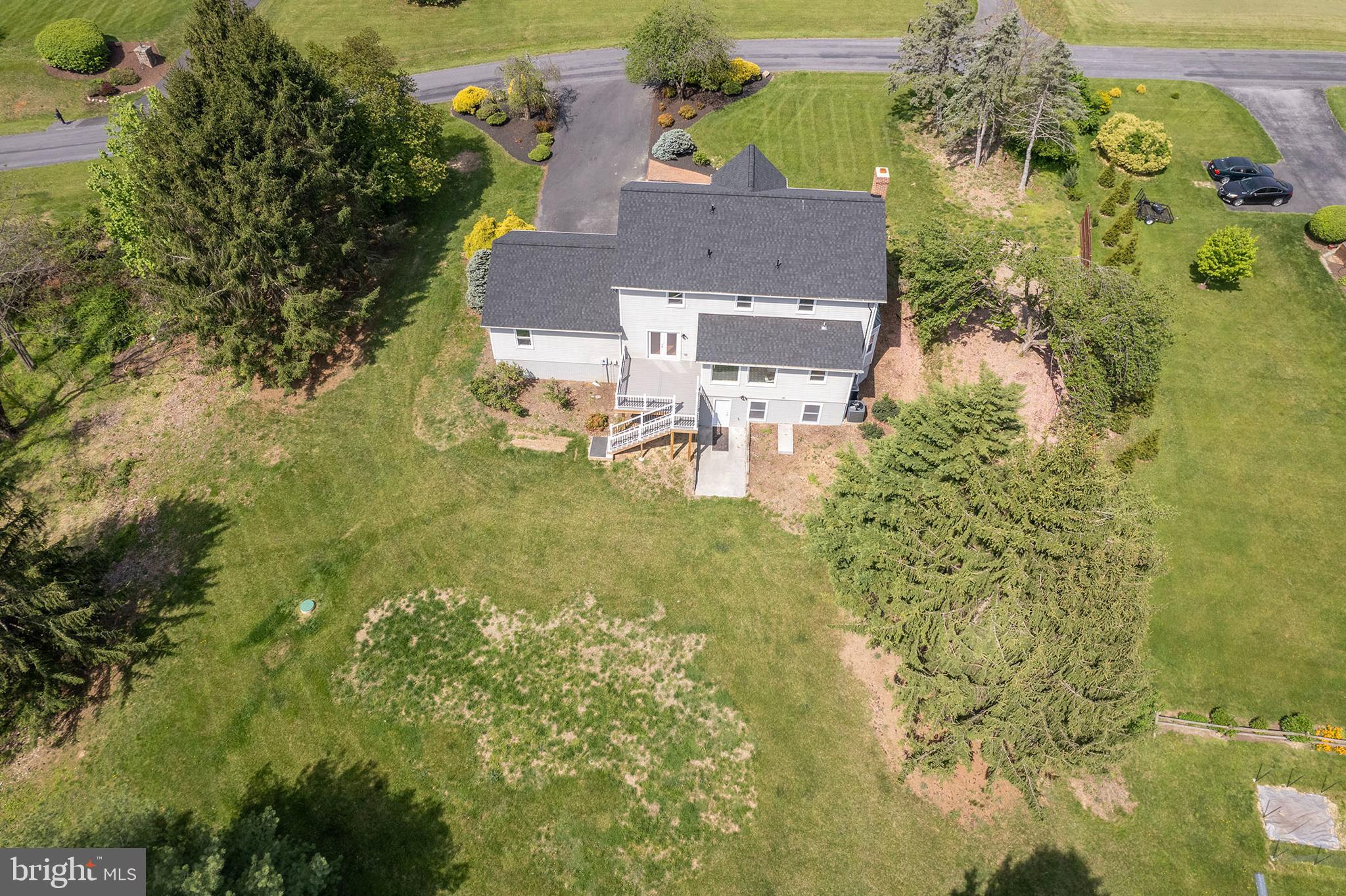 SPRING HOLLOW ESTATES - Residential