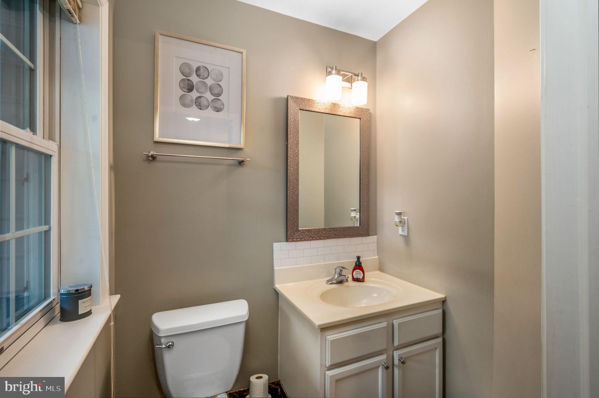 RASPBERRY HILL COMMONS - Residential