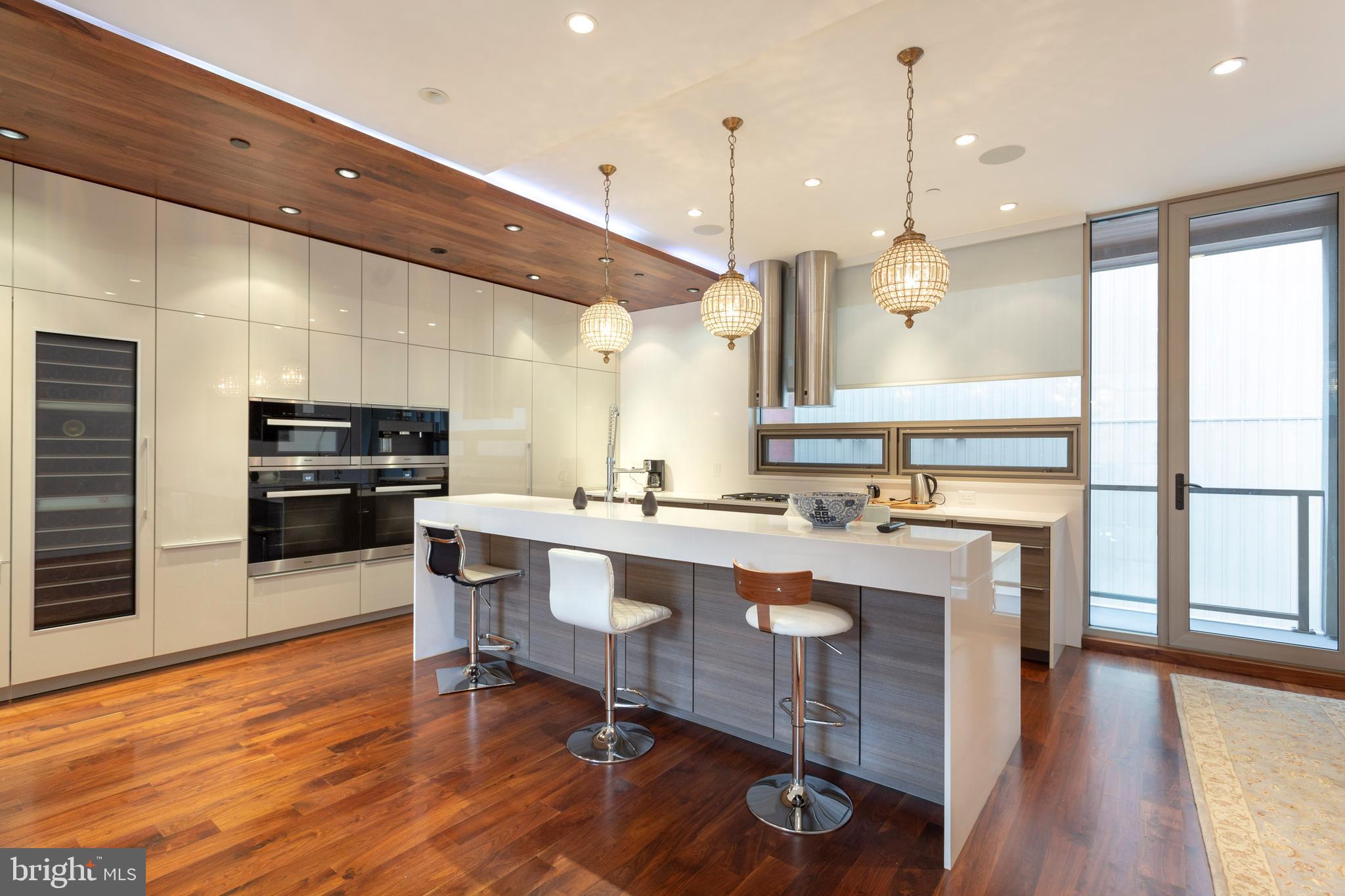 111 WALNUT STREET